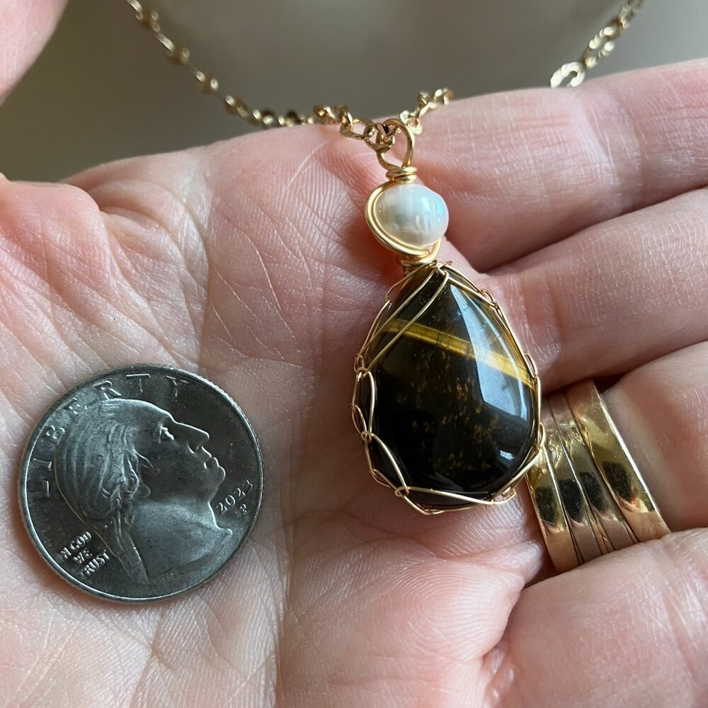 Tiger Eye Teardrop Gemstone Pearl Pendant 18k Real Gold Plated 19 inches